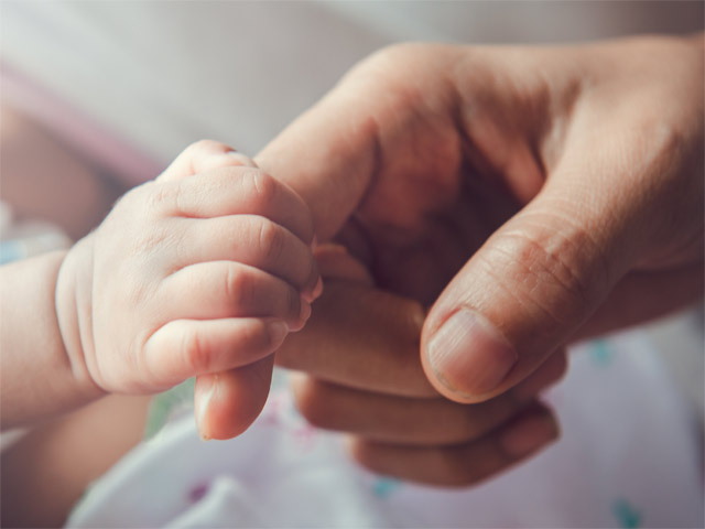 about-father-baby-hands
